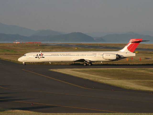 画像:MD-90