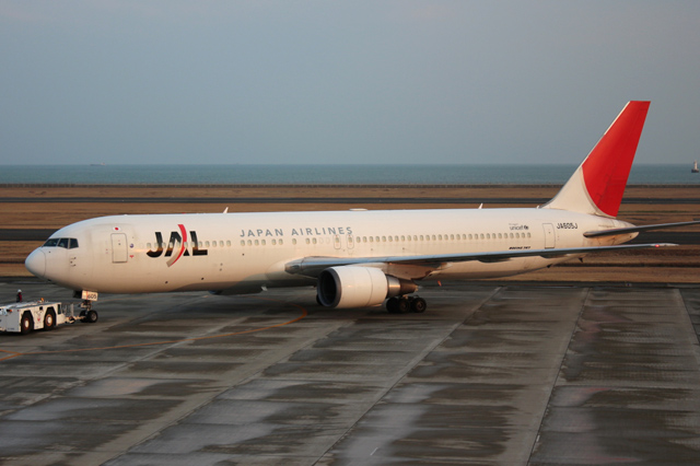 画像：日本航空　767-300ER