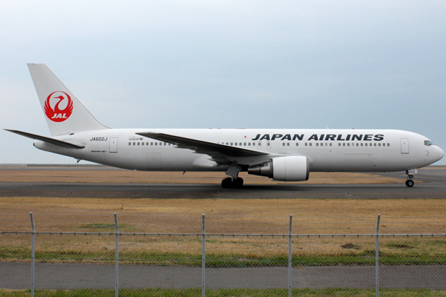 画像:日本航空767-300ER鶴丸塗装