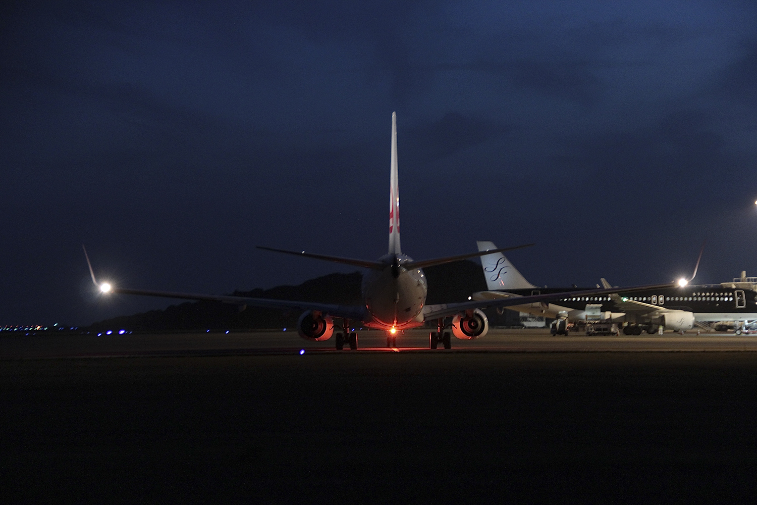 画像:JAL296便